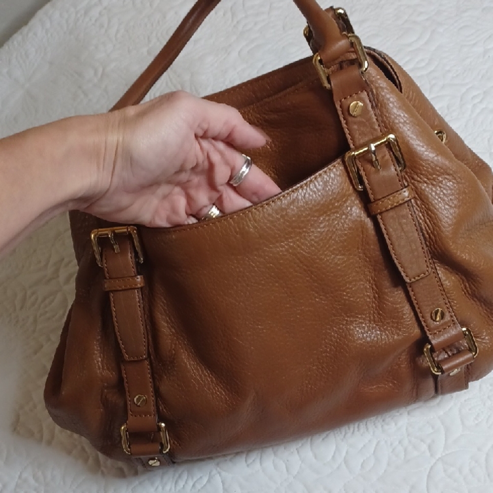 Michael Kors Brown Shoulder Bag with Gold Accents - Picture 6 of 13